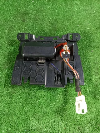 8K0857951C Прикуриватель Audi A4 B8 Арт 2-552409, вид 4