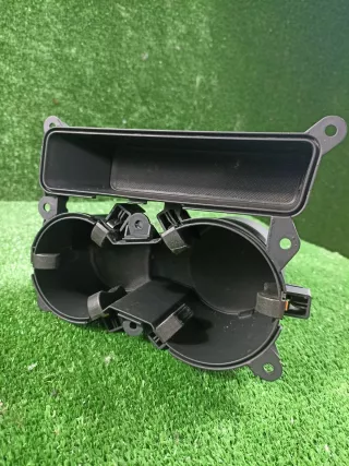 8K0862533 Подстаканник Audi A4 B8 Арт 2-554141, вид 2