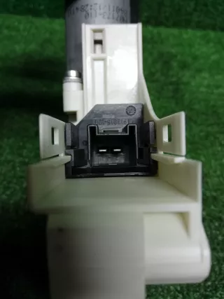 8T0959802B Моторчик стеклоподъемника Audi A5 (S5,RS5) 1 Арт 2-554390, вид 4