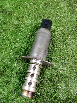 06F109257B Клапан изменения фаз vvti / регулировки газораспределения Volkswagen Touran 1 Арт 2-557222, вид 1