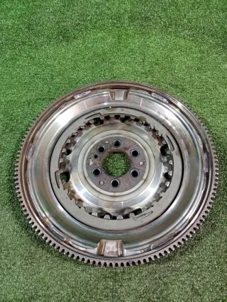 036105266D Маховик двухмассовый Volkswagen Golf 6 Арт 2-558163, вид 1