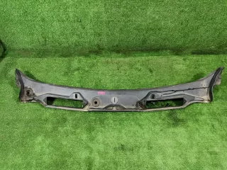 51717180744 Решетка под лобовое стекло / жабо BMW 3 E90/E91/E92/E93 Арт 2-559405, вид 1