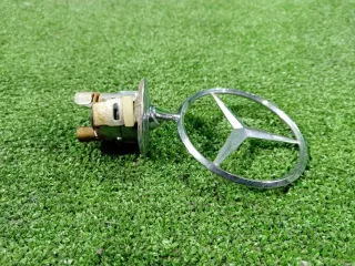 A2028800186 Эмблема Mercedes C W203 Арт 2-566602, вид 3
