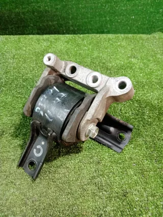 MN101441 Подушка крепления двигателя Mitsubishi Lancer 9 Арт 2-568314, вид 1