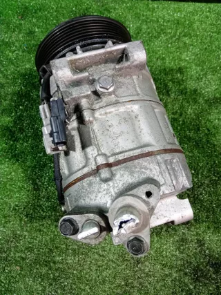 92600CY71A Компрессор кондиционера Nissan Serena C25 Арт 2-570528, вид 4