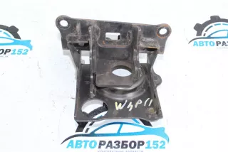 1232621020 Кронштейн подушки двс Toyota Prius 1 Арт 2-588656