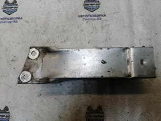A2046200995 Кронштейн усилителя бампера переднего (домик) Mercedes C W204 Арт 2-593978, вид 3