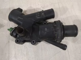 9682141580 Корпус термостата Ford Kuga 1 Арт 2-600713, вид 1