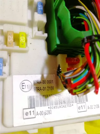 7M5T14A073CF Блок предохранителей Ford Focus 1 Арт 2-604798, вид 4