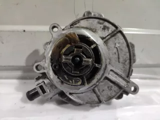 06E145100M Насос вакуумный Audi A6 C7 (S6,RS6) Арт 2-610240, вид 1