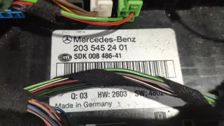 A2035452401 Блок предохранителей Mercedes C W203 Арт 2-612178, вид 5