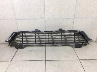 531120K190 Решетка в бампер центральная Toyota Fortuner 2 Арт 2-638054, вид 1