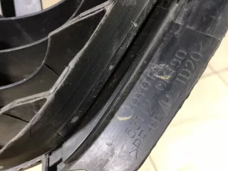 531120K190 Решетка в бампер центральная Toyota Fortuner 2 Арт 2-638054, вид 5