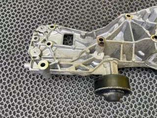 LR002827 Кронштейн генератора Land Rover Freelander 2 Арт 2-665868, вид 14