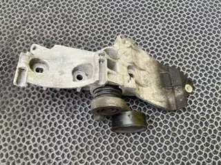 8200695957 Кронштейн генератора Renault Megane 3 Арт 2-668479, вид 2