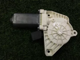 A0009066206 Моторчик стеклоподъемника Mercedes C W205 Арт 2-671822, вид 2