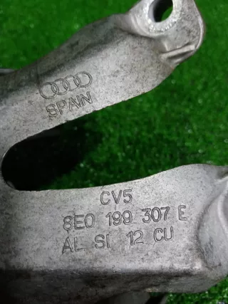 8E0199307E Кронштейн опоры двигателя (комплект) Audi A4 B7 Арт 2-688756, вид 7
