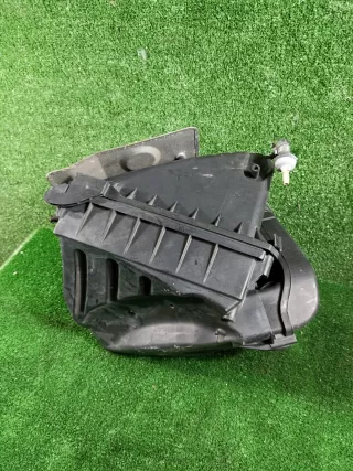 06B133837AJ Корпус воздушного фильтра Audi A4 B7 Арт 2-688758, вид 8