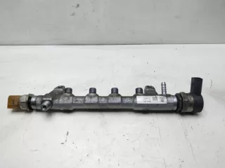 057130764AB Топливная рампа Volkswagen Amarok Арт 2-695422, вид 1
