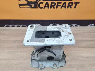 647101H010 Кронштейн крепления бампера Kia Ceed 1 Арт 2-696727, вид 3