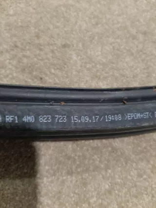 4M0823723 Уплотнитель капота Audi Q7 4M Арт 2-703079, вид 2