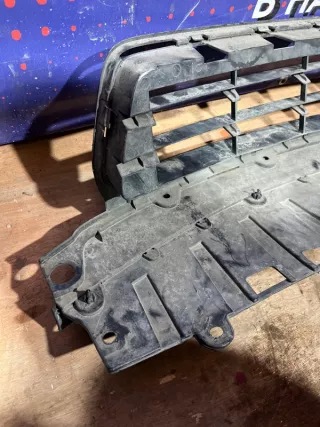 71107SNB900 Заглушка (решетка) в бампер Honda Civic 8 restailing Арт 2-708357, вид 7