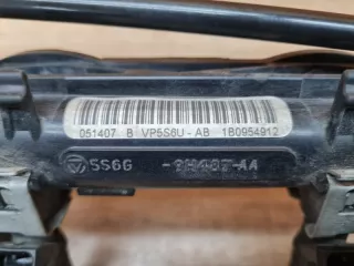 98mf9f593bc Топливная рампа с форсунками Ford Fusion 1 Арт 2-720893, вид 3