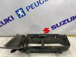 1714867 Дефлектор радиатора верхний Ford Focus 3 Арт 2-728125, вид 9
