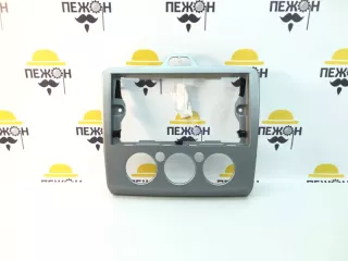 1509715 Рамка под магнитолу Ford Focus 2 Арт 2-730109, вид 1