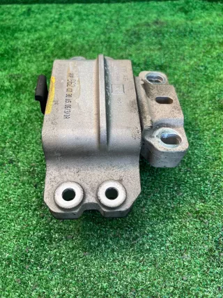 1K0199555N Подушка крепления двигателя Volkswagen Golf 5 Арт 2-740206, вид 5