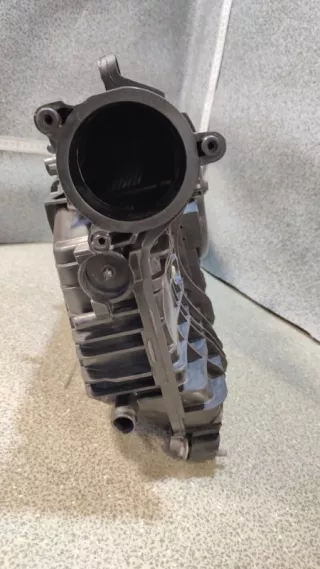 11618603913 Коллектор впускной BMW 5 G30/G31 Арт 2-748798, вид 2