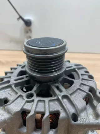 04L903023L Генератор Audi Q3 1 Арт 2-756000, вид 2