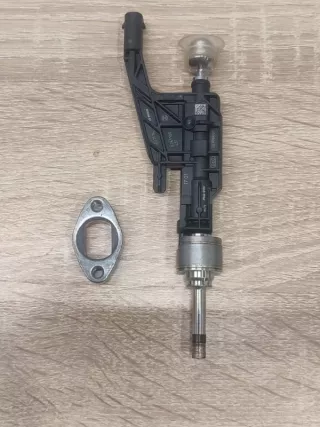 13538656548 Форсунка BMW 5 G30/G31 Арт 2-758238, вид 1