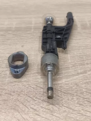 13538656548 Форсунка BMW 5 G30/G31 Арт 2-758238, вид 3