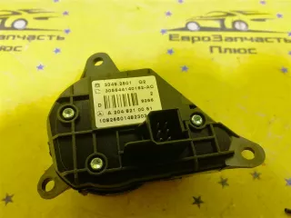 A2048210051 Кнопка в руль Mercedes C W204 Арт 2-759960, вид 3