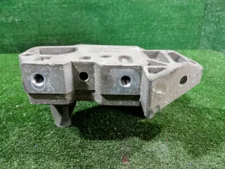 06F199207H Кронштейн опоры двигателя Volkswagen Jetta 5 Арт 2-762727, вид 4