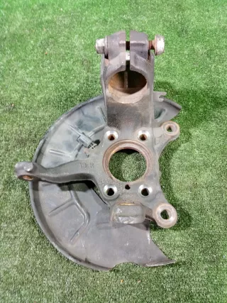 1K0407255AA Кулак поворотный Volkswagen Golf 5 Арт 2-772674, вид 2