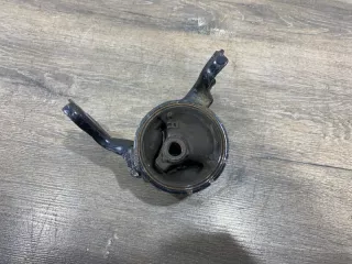 MN101574 Подушка крепления двигателя Mitsubishi ASX Арт 2-782816, вид 1