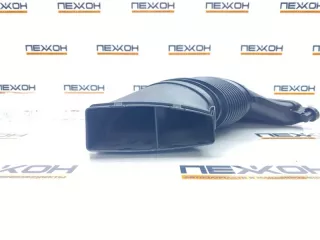 670031925 Патрубок - воздухозаборник Maserati Levante Арт 2-784997, вид 4