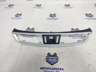 687504EA0A Накладка консоли передней панели Nissan Qashqai 2 Арт 2-789572, вид 1