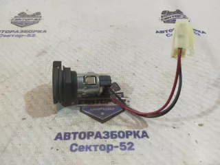 1J0919309B Розетка прикуривателя Volkswagen Touareg 1 Арт 2-820476, вид 1