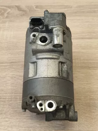 64529496106 Компрессор кондиционера BMW 5 G30/G31 Арт 2-822545, вид 1