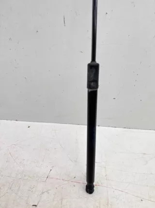 8X3827552 Амортизатор крышки багажника (3-5 двери) Audi A1 Арт 2-828796, вид 3