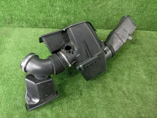 13717590593 Корпус воздушного фильтра BMW 5 F10/F11/GT F07 Арт 2-836465, вид 12