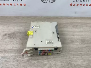8273053050 Блок предохранителей Lexus IS 2 Арт 2-839452, вид 1