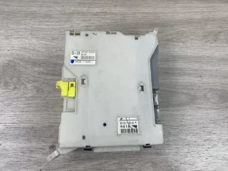 8273053050 Блок предохранителей Lexus IS 2 Арт 2-839452, вид 4