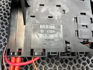 7L0937548C Блок предохранителей Volkswagen Touareg 1 Арт 2-840514, вид 11