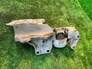 11220JD21A Подушка крепления двигателя Nissan X-Trail T31 Арт 2-842979, вид 3