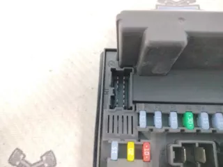 284B7JD000 Блок предохранителей Nissan Qashqai 1  Арт 2-846974, вид 3
