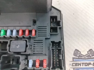 284B7JD000 Блок предохранителей Nissan Qashqai 1  Арт 2-846974, вид 4